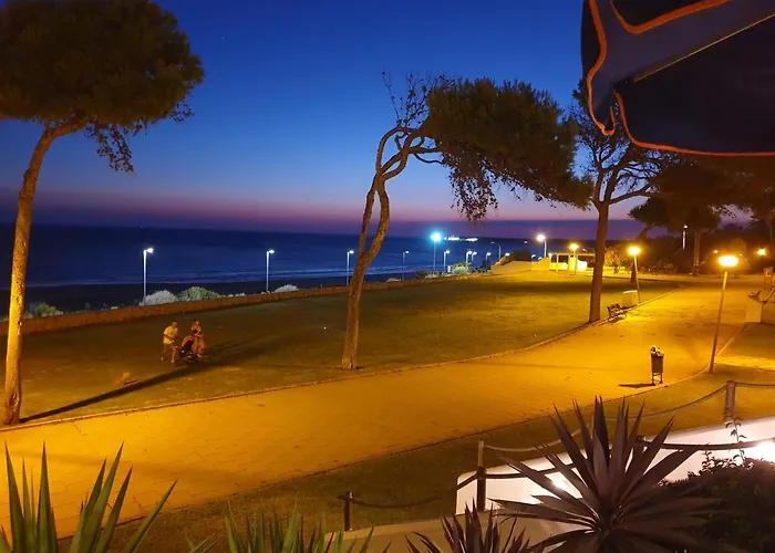 Πανσιόν Aponiente Conil De La Frontera